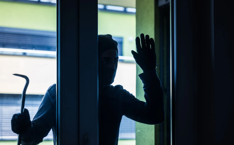 signes d'un cambriolage roumain