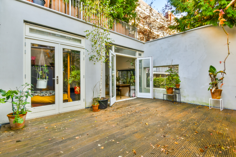 veranda